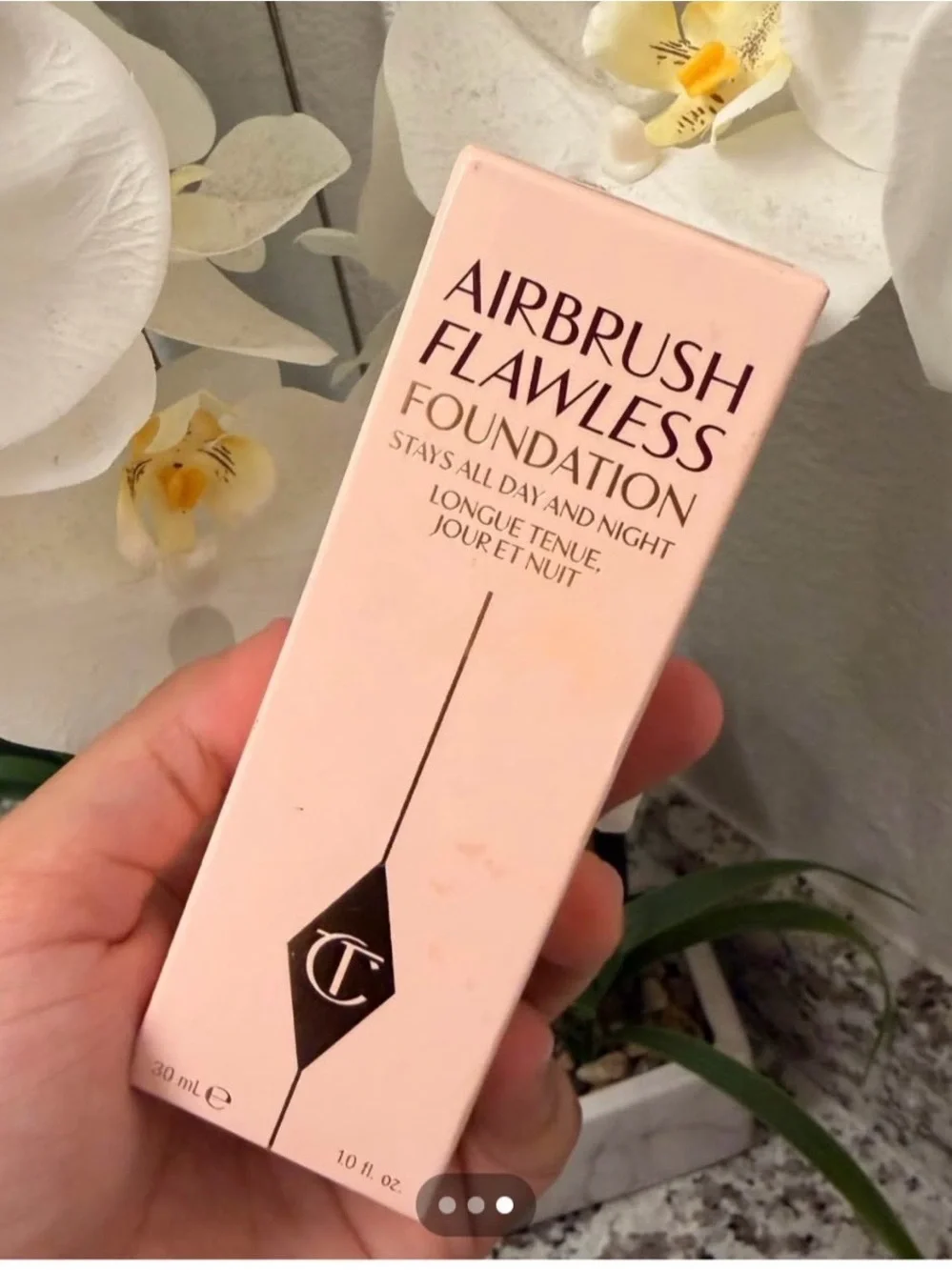 Charlotte Tilbury Airbrush Flawless Foundation - Rose Gold Cap, Warm Tan Bottle